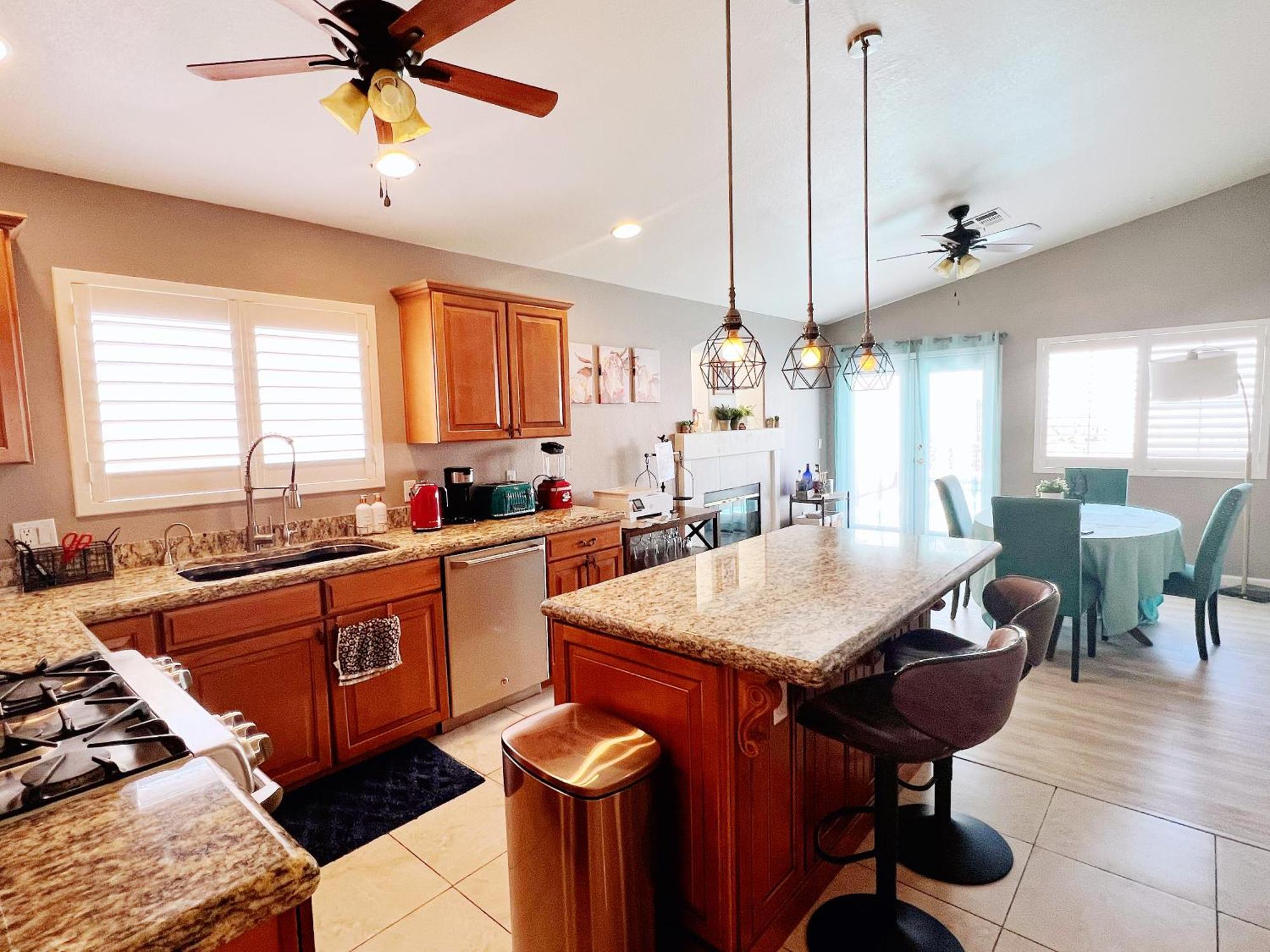 Vila Amazing Heated Pool And Private Hot Tub 3Br In Heart Of Lv Las Vegas Exteriér fotografie