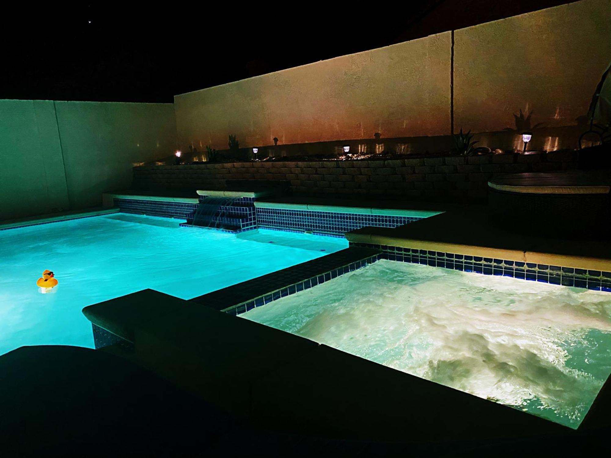 Vila Amazing Heated Pool And Private Hot Tub 3Br In Heart Of Lv Las Vegas Exteriér fotografie