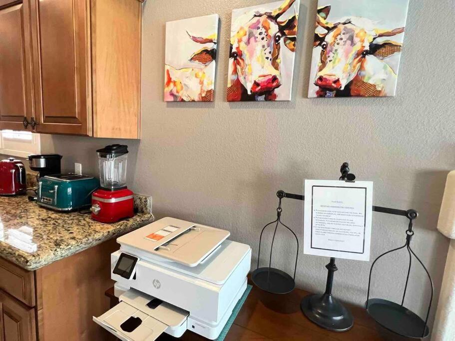 Vila Amazing Heated Pool And Private Hot Tub 3Br In Heart Of Lv Las Vegas Exteriér fotografie