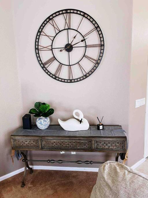Vila Amazing Heated Pool And Private Hot Tub 3Br In Heart Of Lv Las Vegas Exteriér fotografie